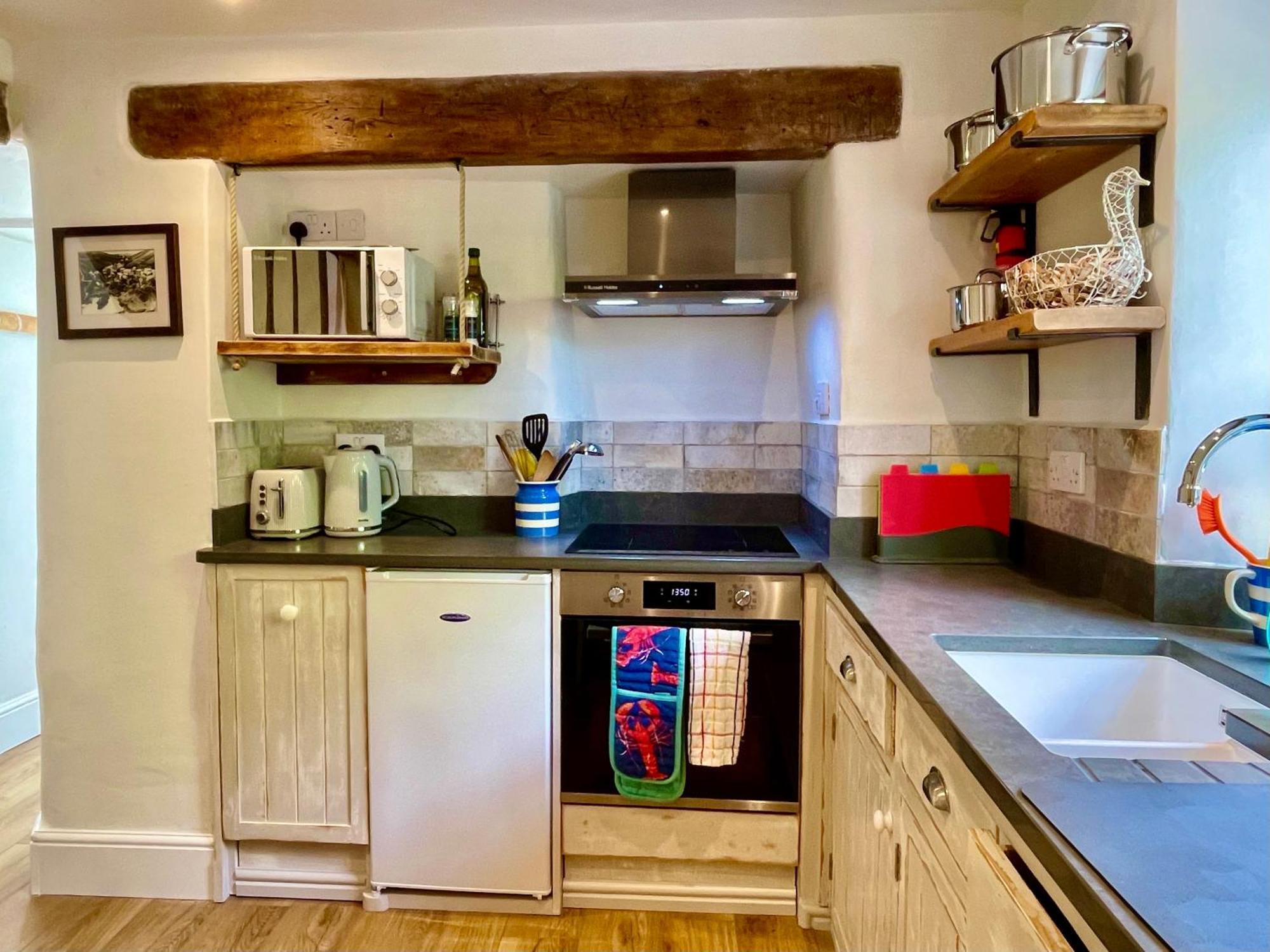 Unique Retreat - 2 Bedroom Cliff Top Cottage With Large Terrace Portloe Exterior foto